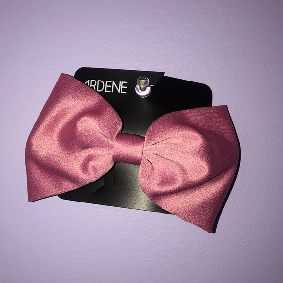hair bow